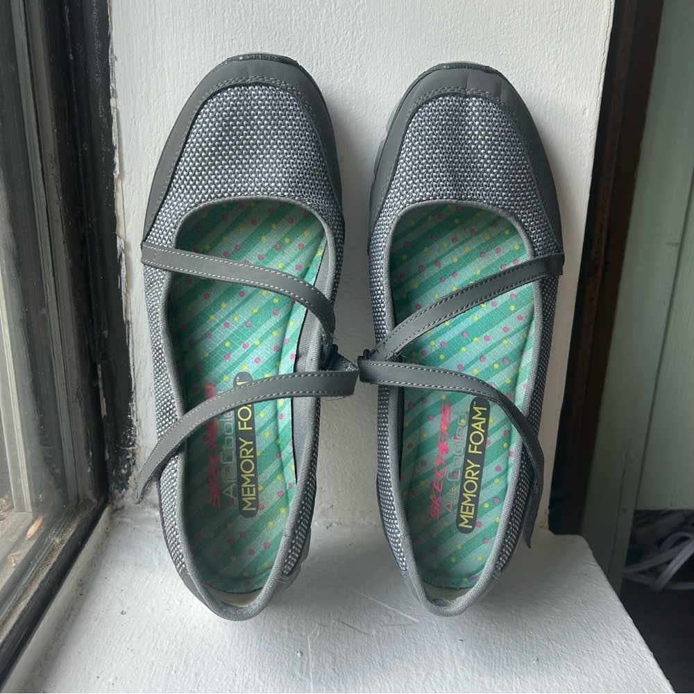 Skechers Women Gray Sneakers Mary Jane Gray Velcro Strap Size 7.5 Memory Foam